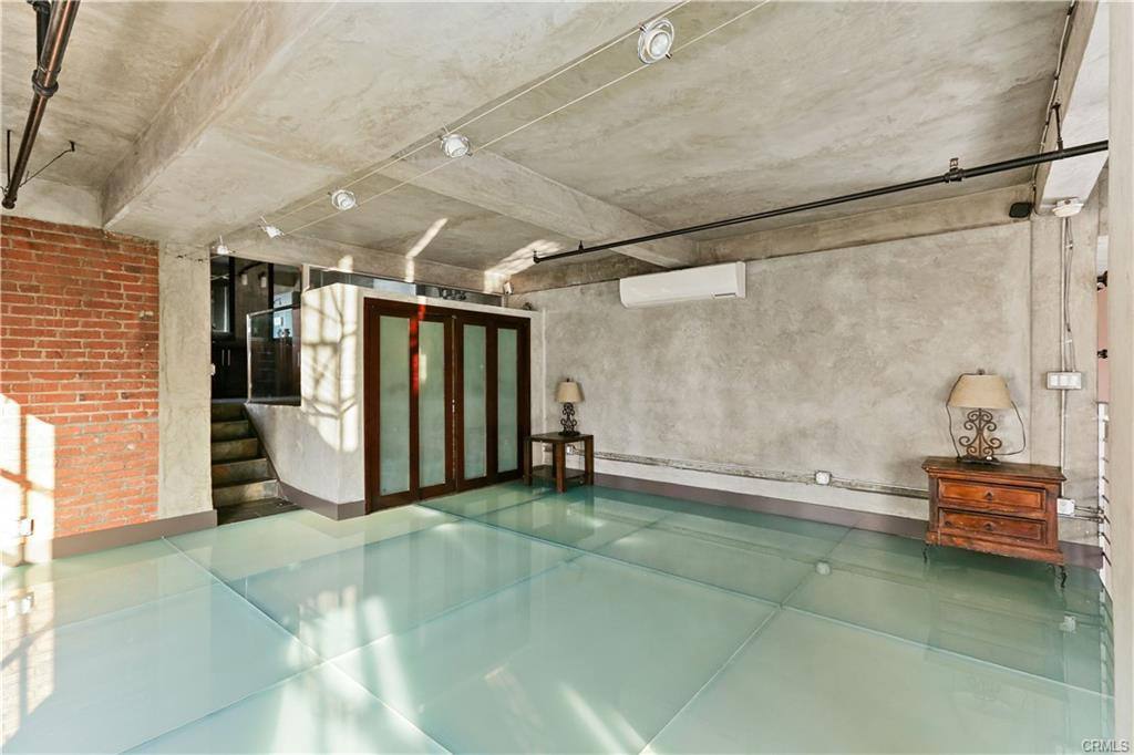 House for rent at 312 W 5th St #1204, Los Angeles, CA 90013