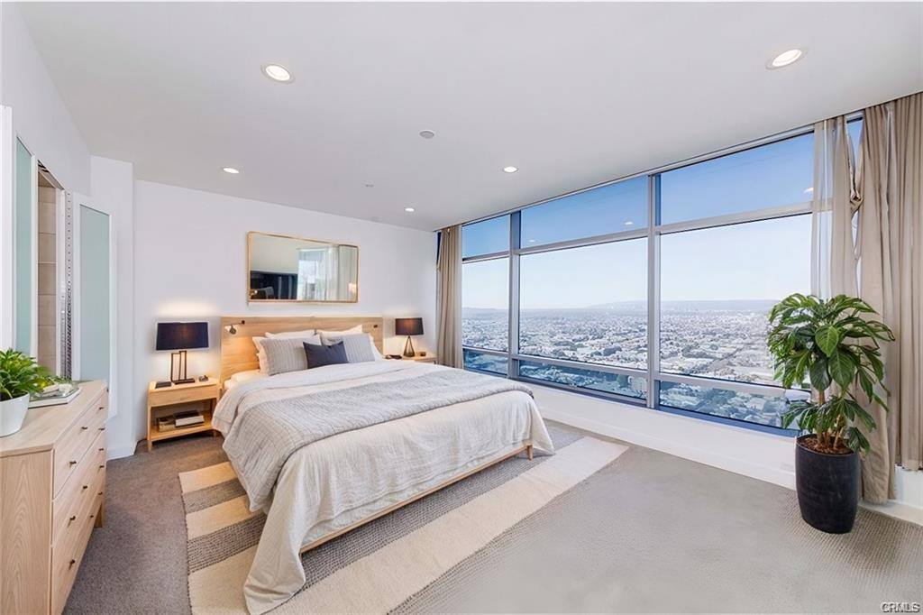 Condo for rent at 900 W Olympic Blvd #31J, Los Angeles, CA 90015