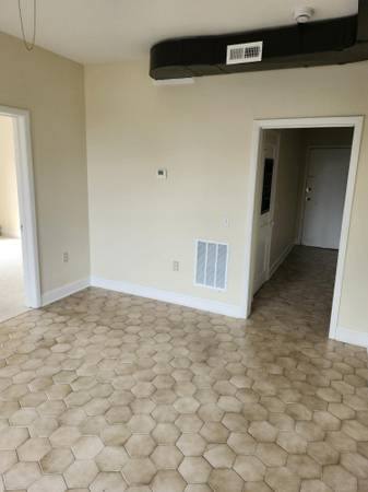 Apartment for rent at 270 Bloomfield Ave, Bloomfield, NJ 07003