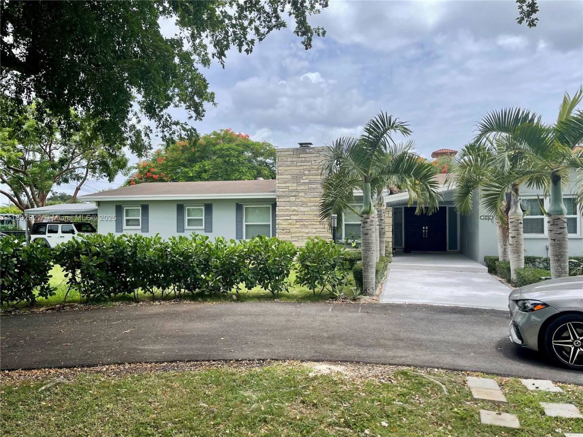 House for rent at 19700 SW 302nd St, Homestead, FL 33030