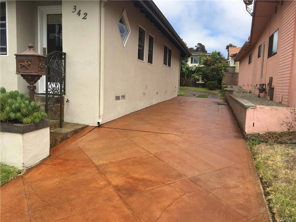 House for rent at 342 Camino De Las Colinas, Redondo Beach, CA 90277