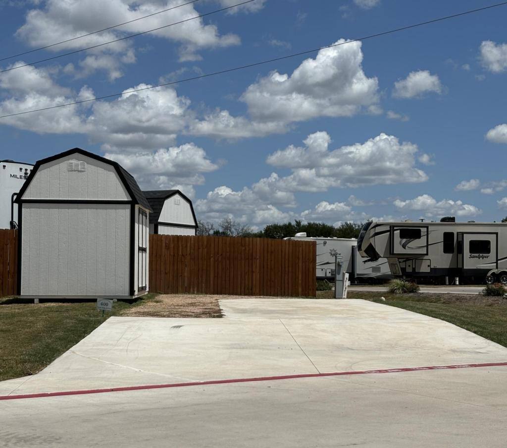 House for rent at 1060 Co Rd #257, Liberty Hill, TX 78642