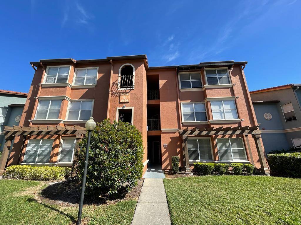 Condo for rent at 5128 Conroy Rd #735, Orlando, FL 32811