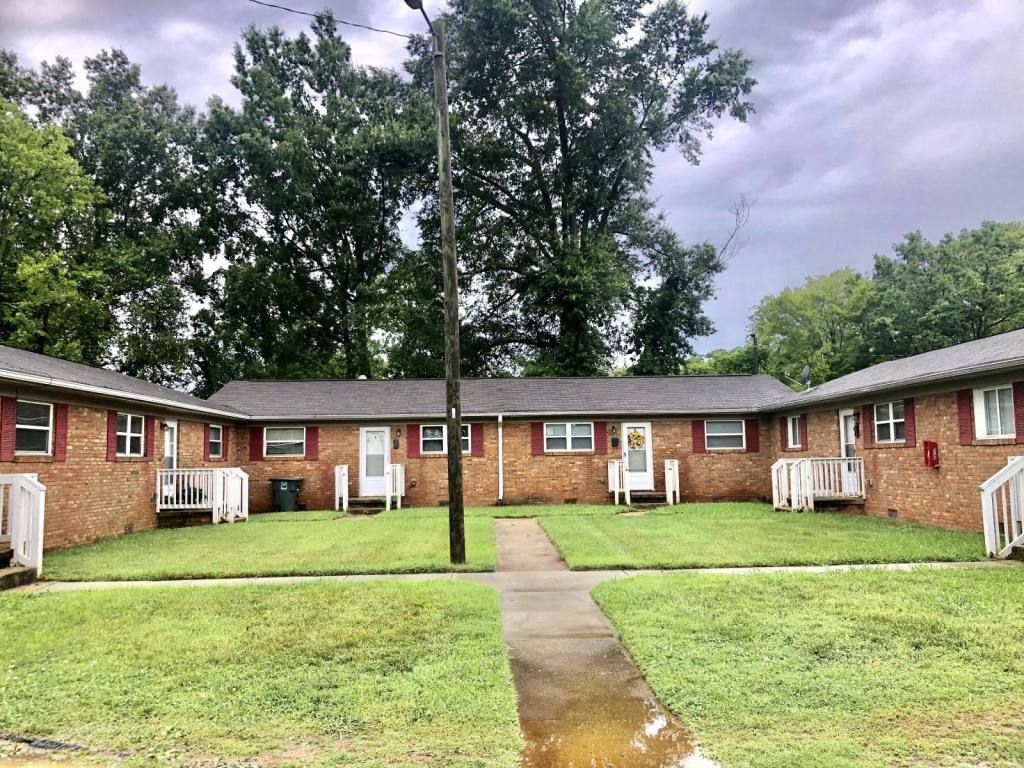Apartment for rent at 1002-A Martin Luther King Jr Dr, Greensboro, NC 27406