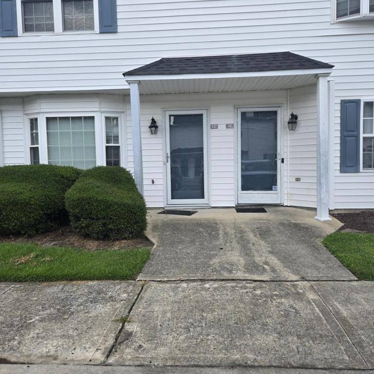 Townhouse for rent at 3902 Cc6 Sterling Pointe Dr, Winterville, NC 28590