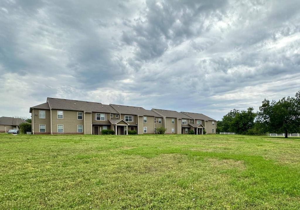 Apartment for rent at 806 Shepherd St #16, Fort Scott, KS 66701