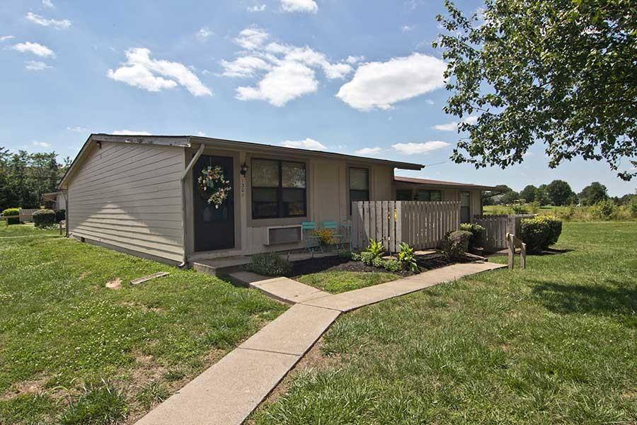 Apartment for rent at 901 Princeton Rd #404, Madisonville, KY 42431