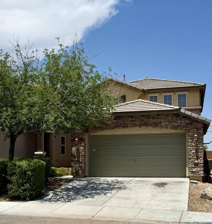 House for rent at 10106 Hollis Mountain Ave, Las Vegas, NV 89148
