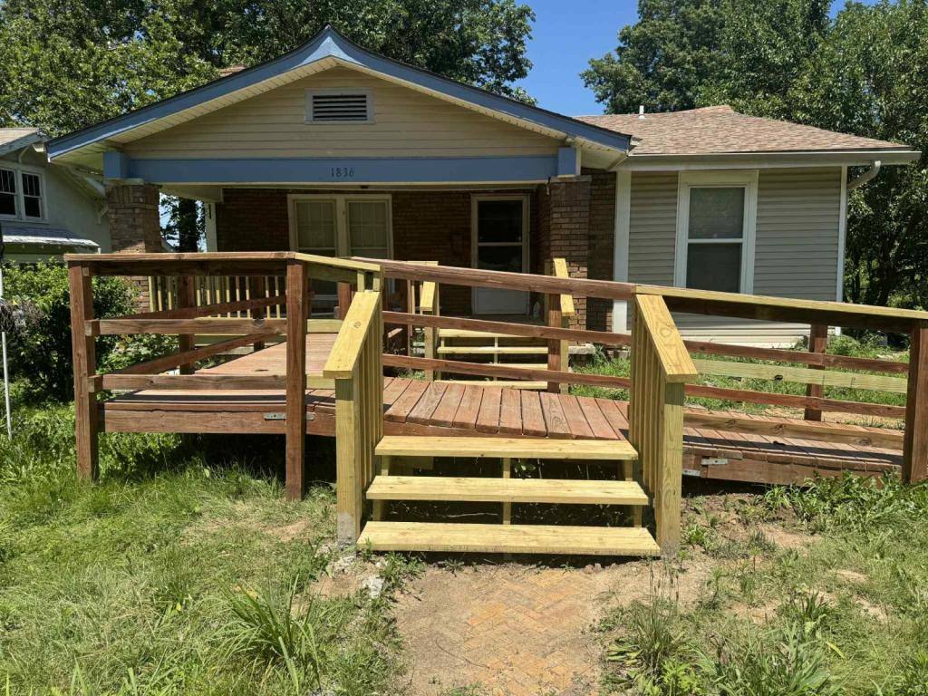 House for rent at 1836 Freeman Ave, Kansas City, KS 66102