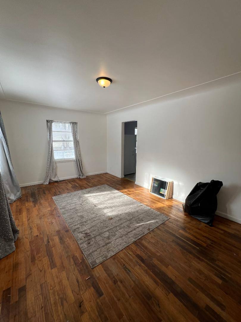 House for rent at 1916 Joslin St, Saginaw, MI 48602