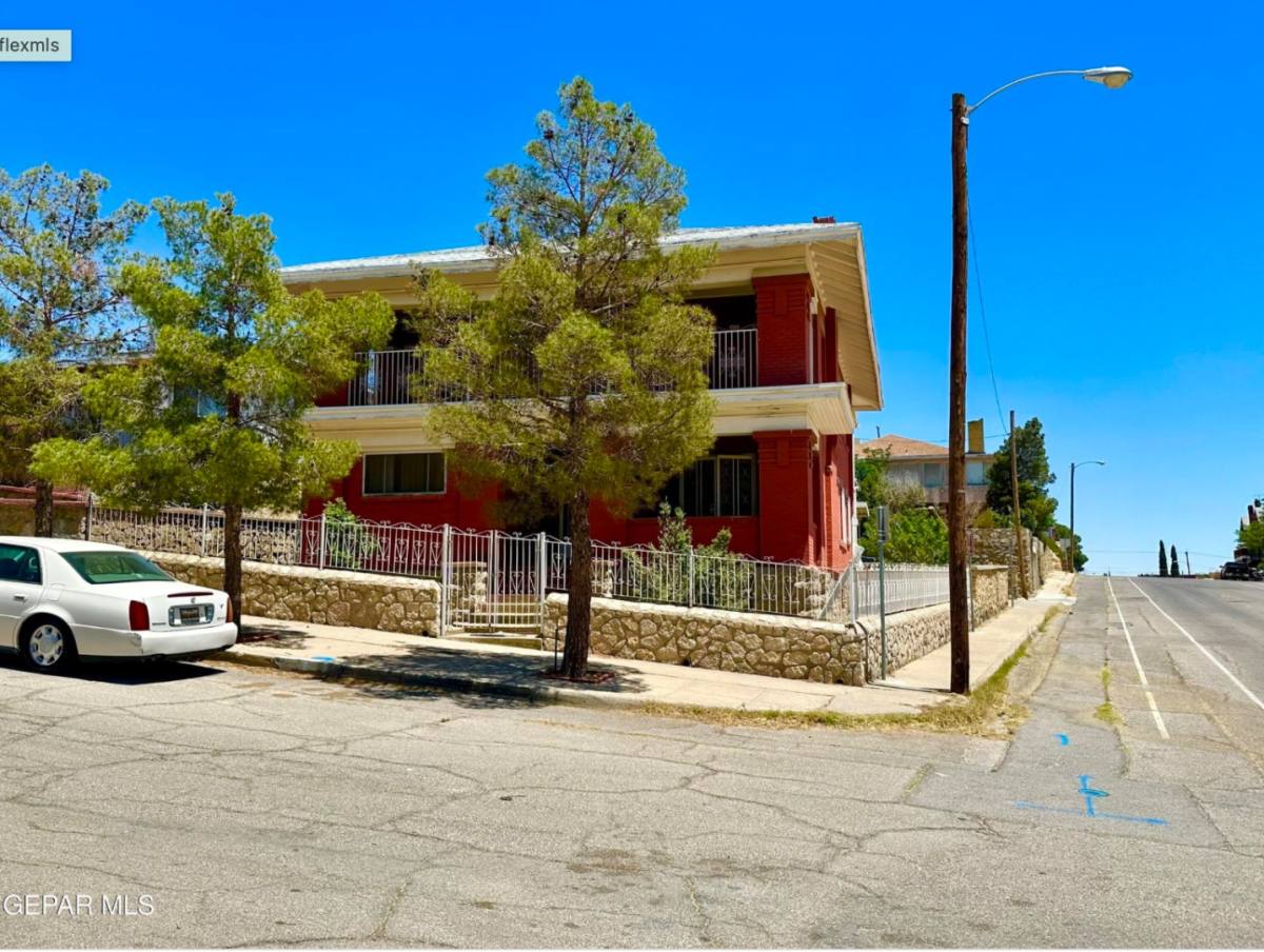 Apartment for rent at 500 Fewel, El Paso, TX 79902