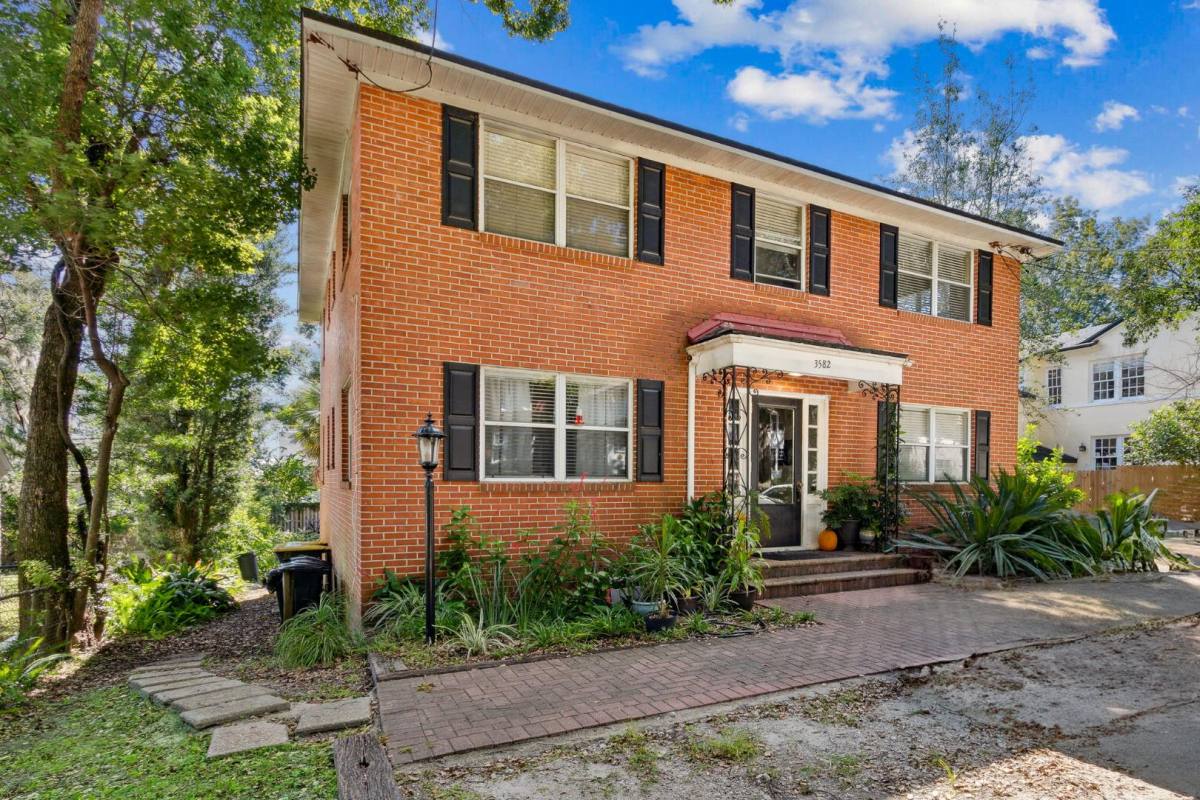Apartment for rent at 3582 Hedrick St #4, Jacksonville, FL 32205
