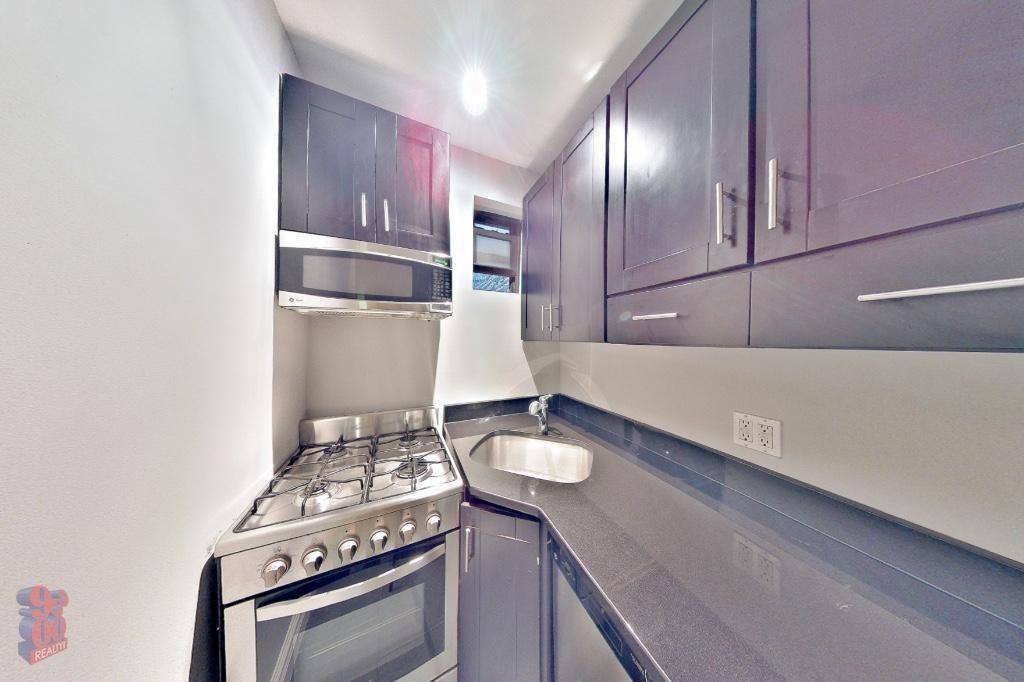 Apartment for rent at 230 E 32nd St #1, New York, NY 10016
