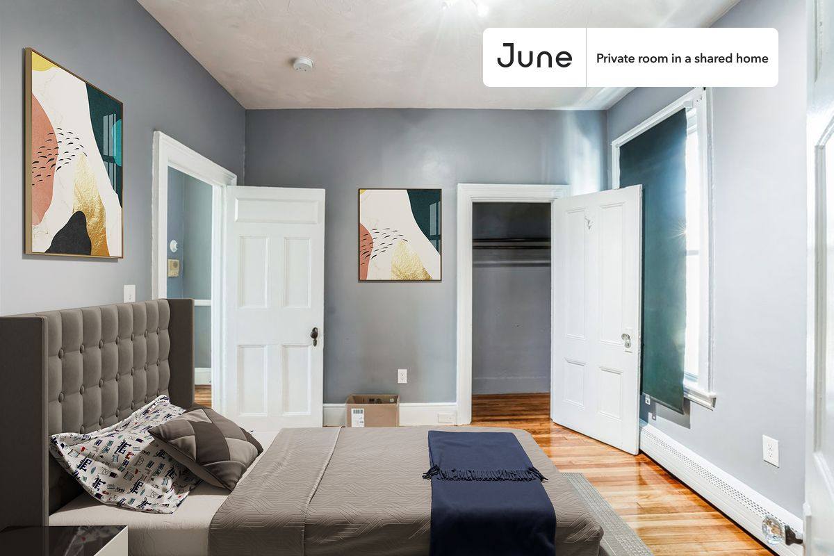 Apartment for rent at 19 Harrison St #A, Somerville, MA 02143