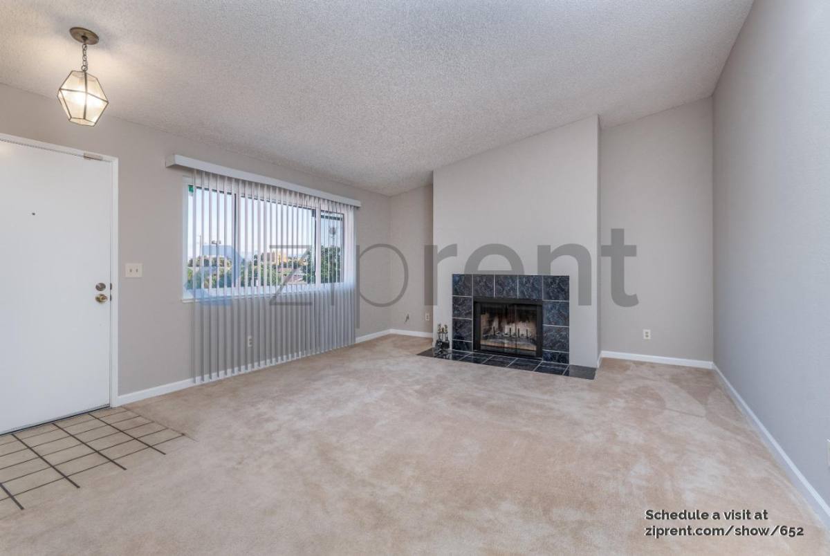 Apartment for rent at 151 Silcreek Dr, San Jose, CA 95116