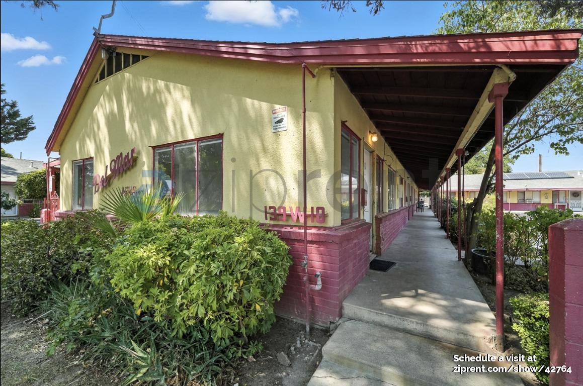 Apartment for rent at 139 W 18th St #1, Merced, CA 95340