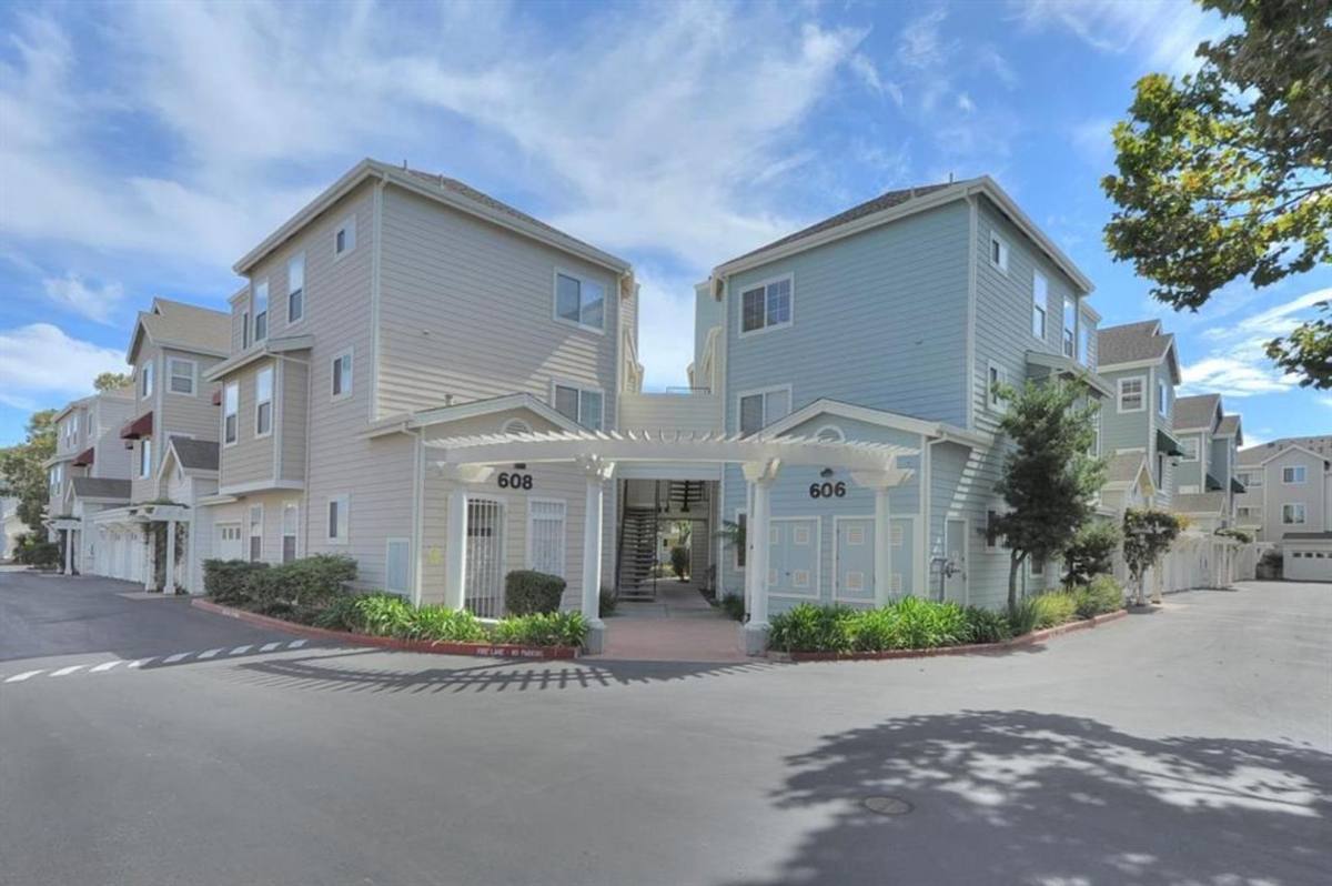 House for rent at 606 Arcadia Terrace, Sunnyvale, CA 94085