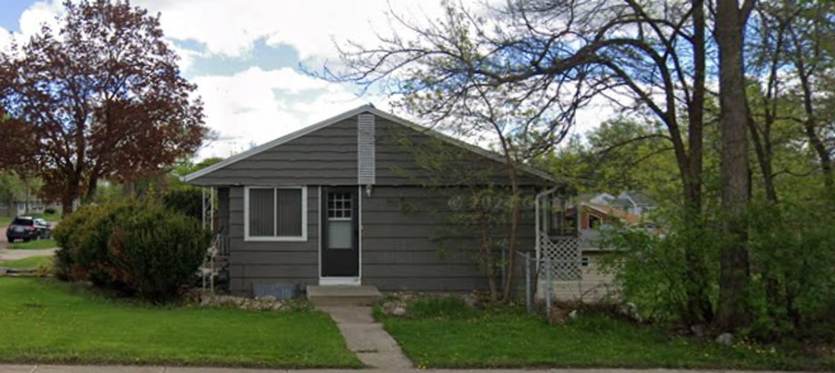 House for rent at 1201 E 28th St, Sioux Falls, SD 57105