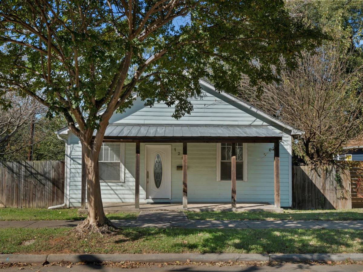 House for rent at 1201 Allen St, Charlotte, NC 28205