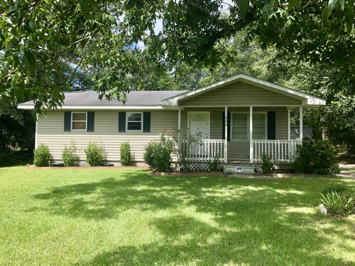 House for rent at 309 Smart Rd, Troy, AL 36079