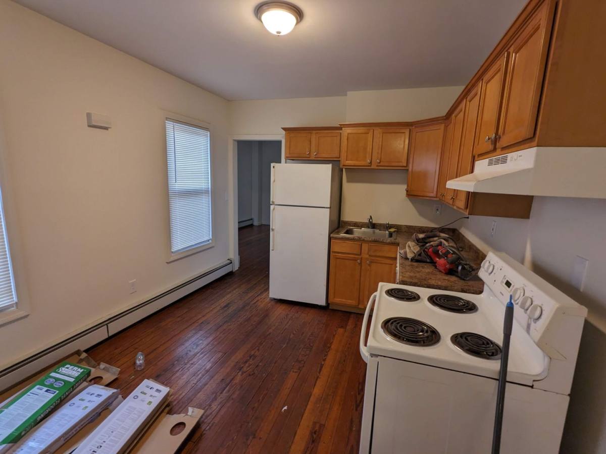Apartment for rent at 81-85 Minerva St, Derby, CT 06418