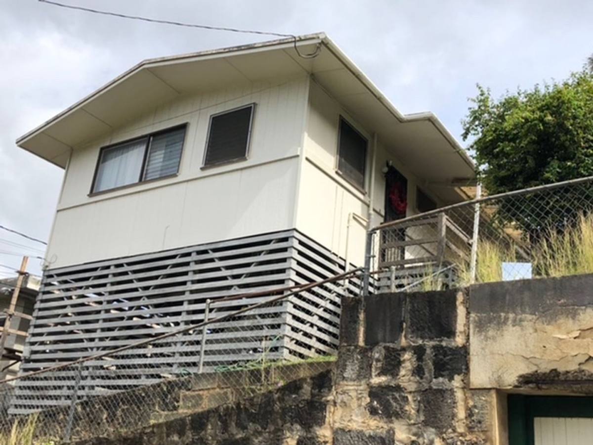 House for rent at 240-B Madeira St, Honolulu, HI 96813
