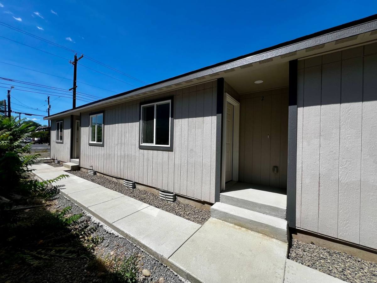 Apartment for rent at 713 N 6th Ave, Yakima, WA 98902