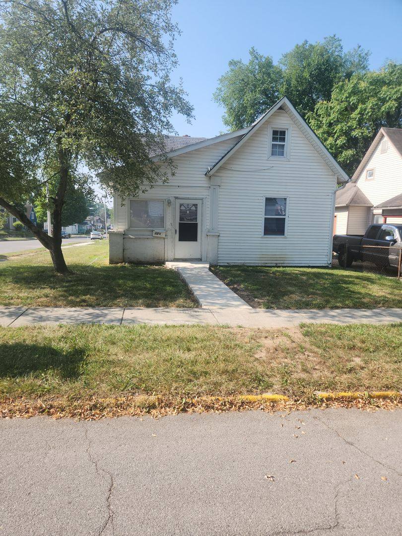 House for rent at 1203 W Fourth St, Fort Wayne, IN 46808