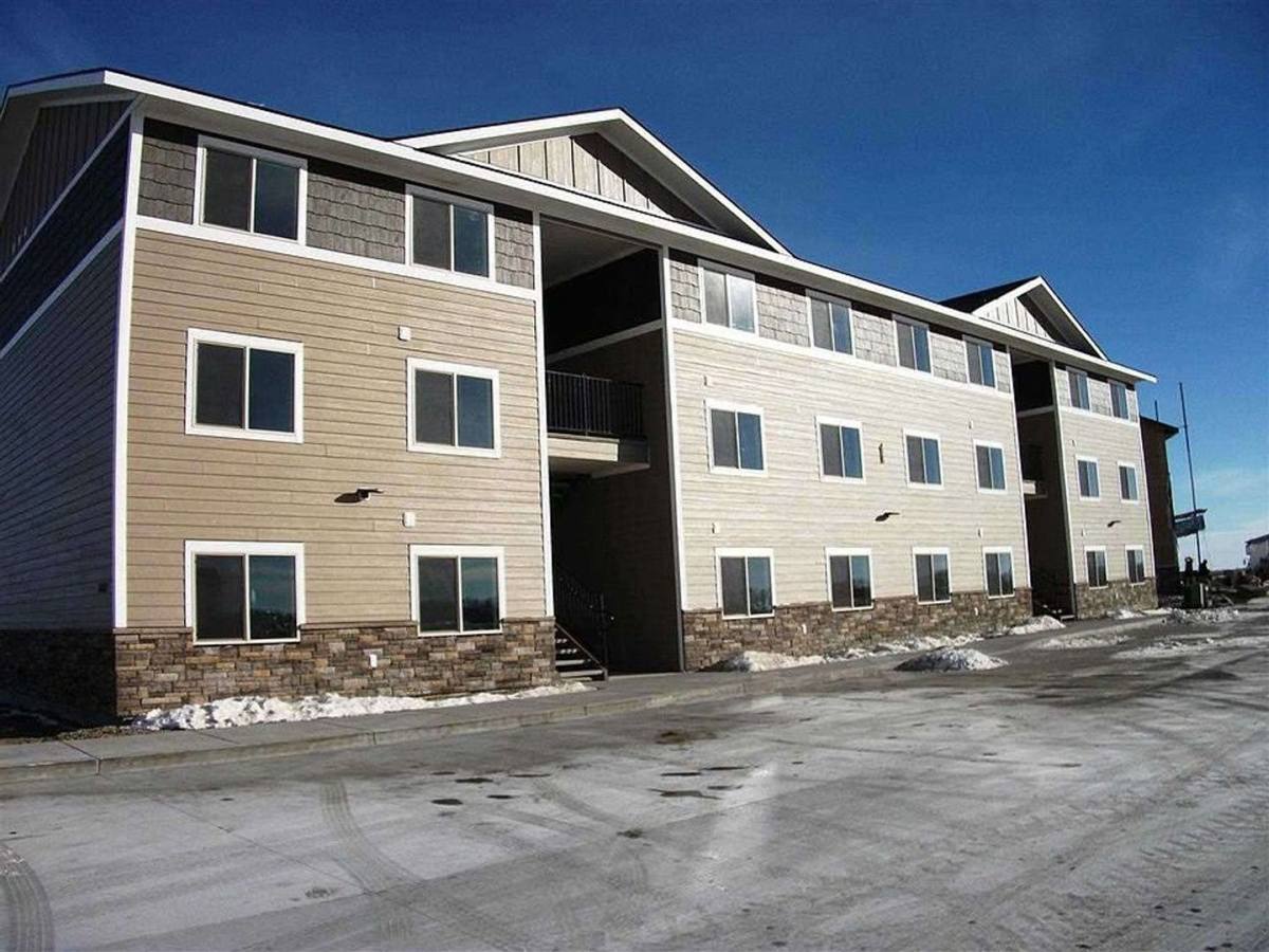 Apartment for rent at 3801 Crossing St SW, Minot, ND 58701
