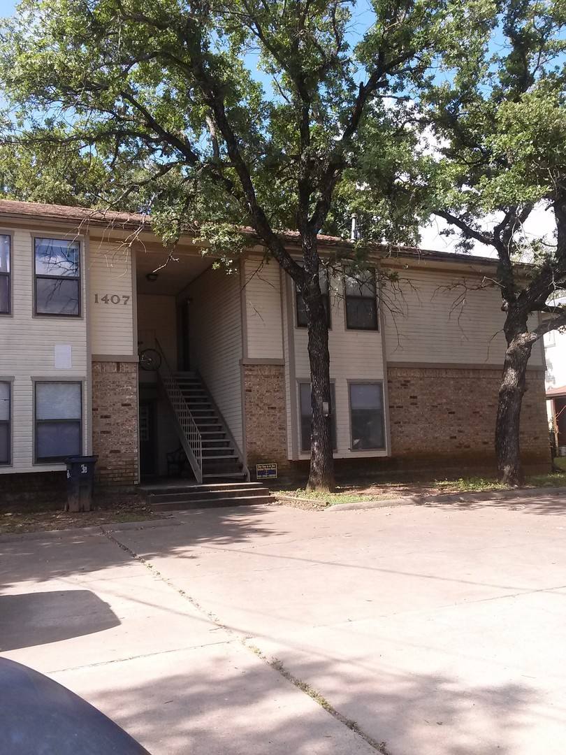Apartment for rent at 1407 Margie St, Denton, TX 76201