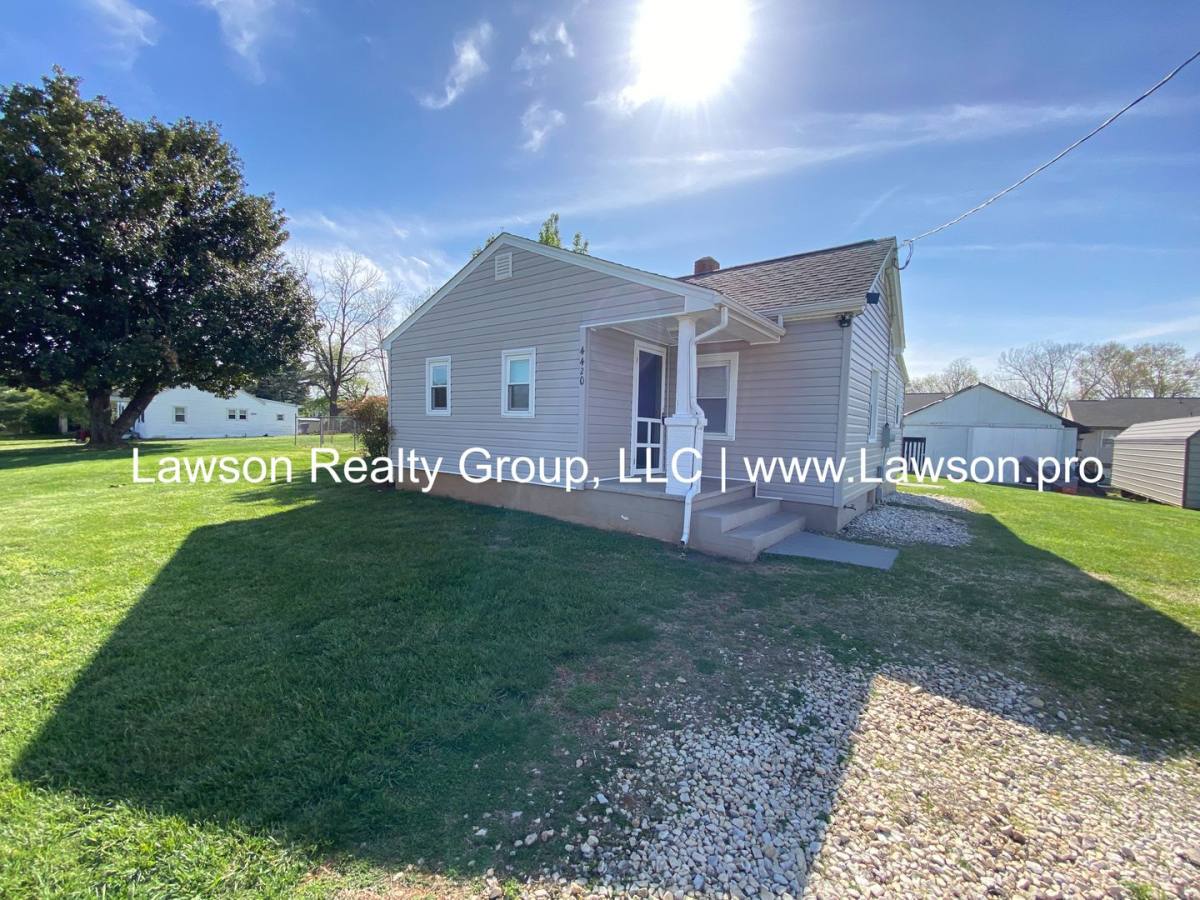 House for rent at 4420 Palmer Ave NE, Roanoke, VA 24019