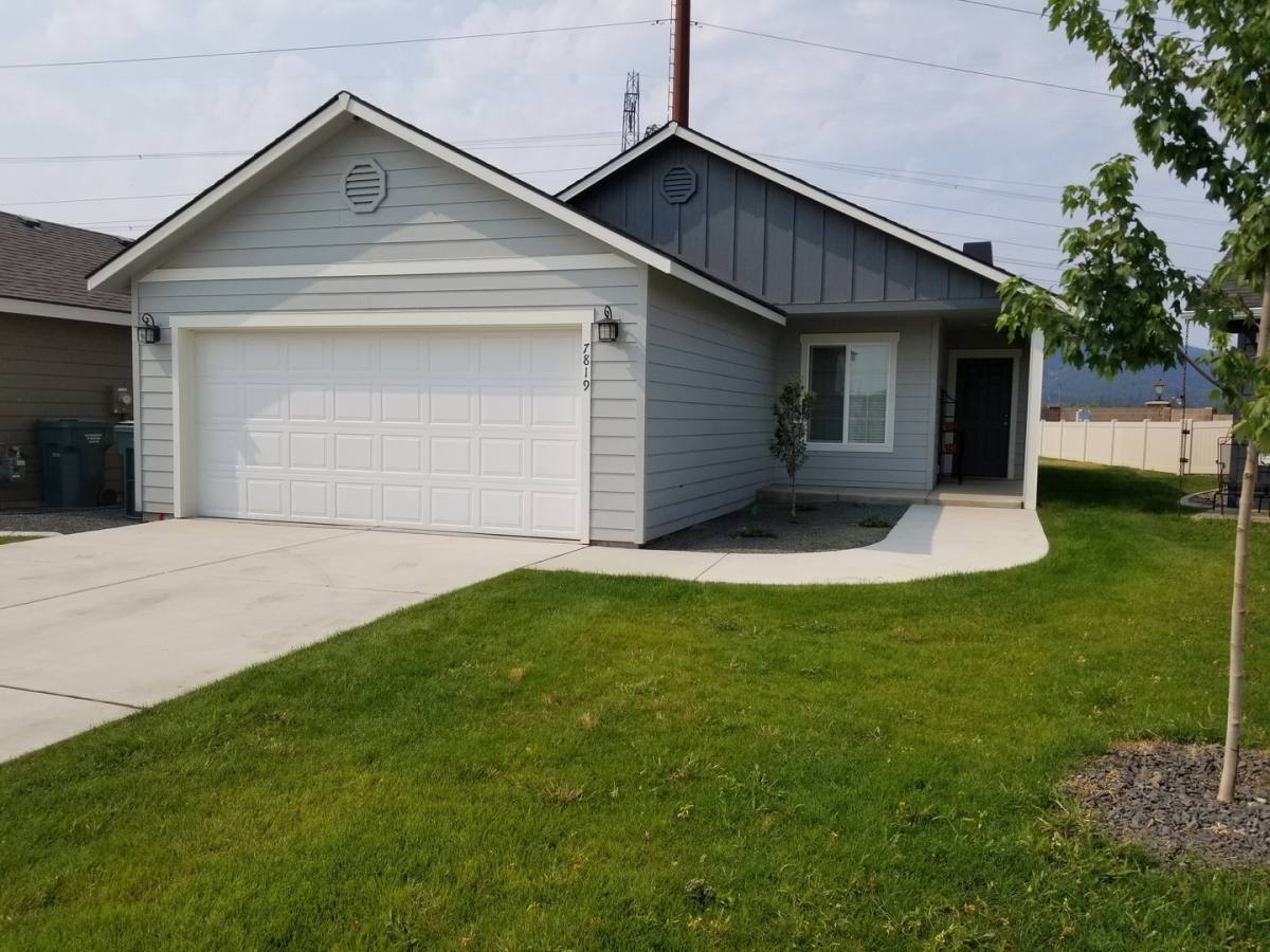 House for rent at 7819 W Kayak Court, Rathdrum, ID 83858