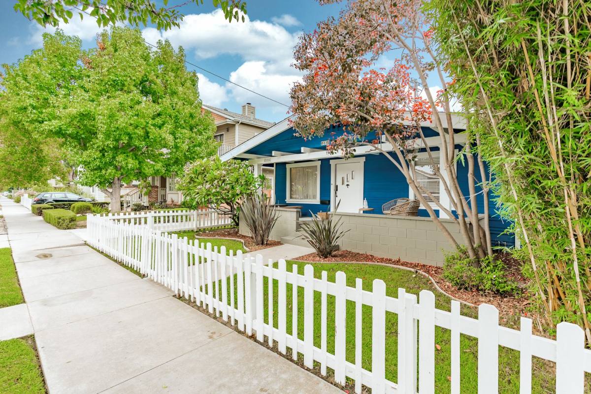 Apartment for rent at 257 - 1 2 Newport Ave, Long Beach, CA 90803