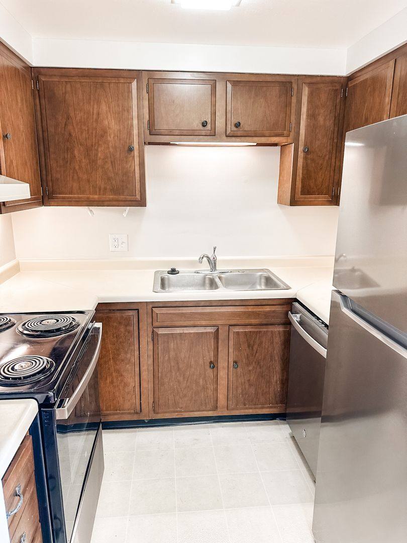 Apartment for rent at 1211 Highland Ave, Knoxville, TN 37916