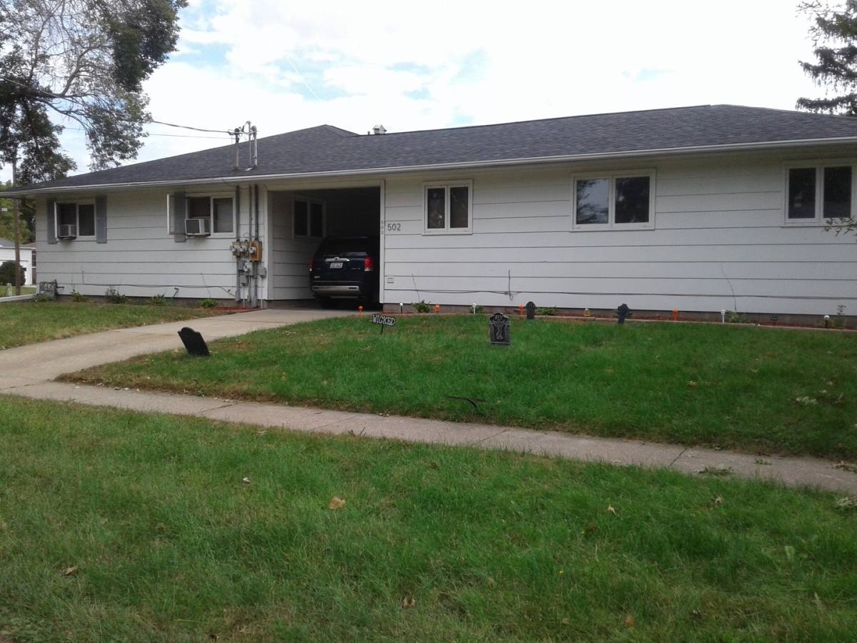 Apartment for rent at 504 E Main St, Geneseo, IL 61254