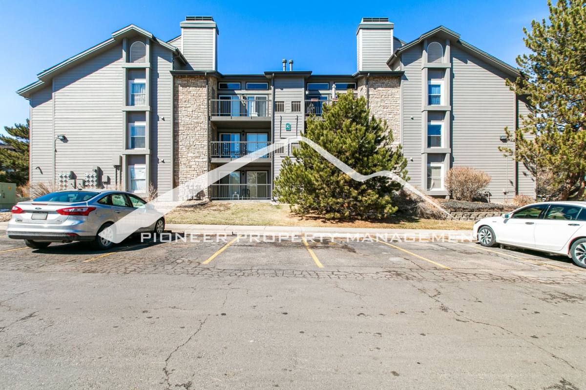 Condo for rent at 2575 S Syracuse Way, Denver, CO 80231