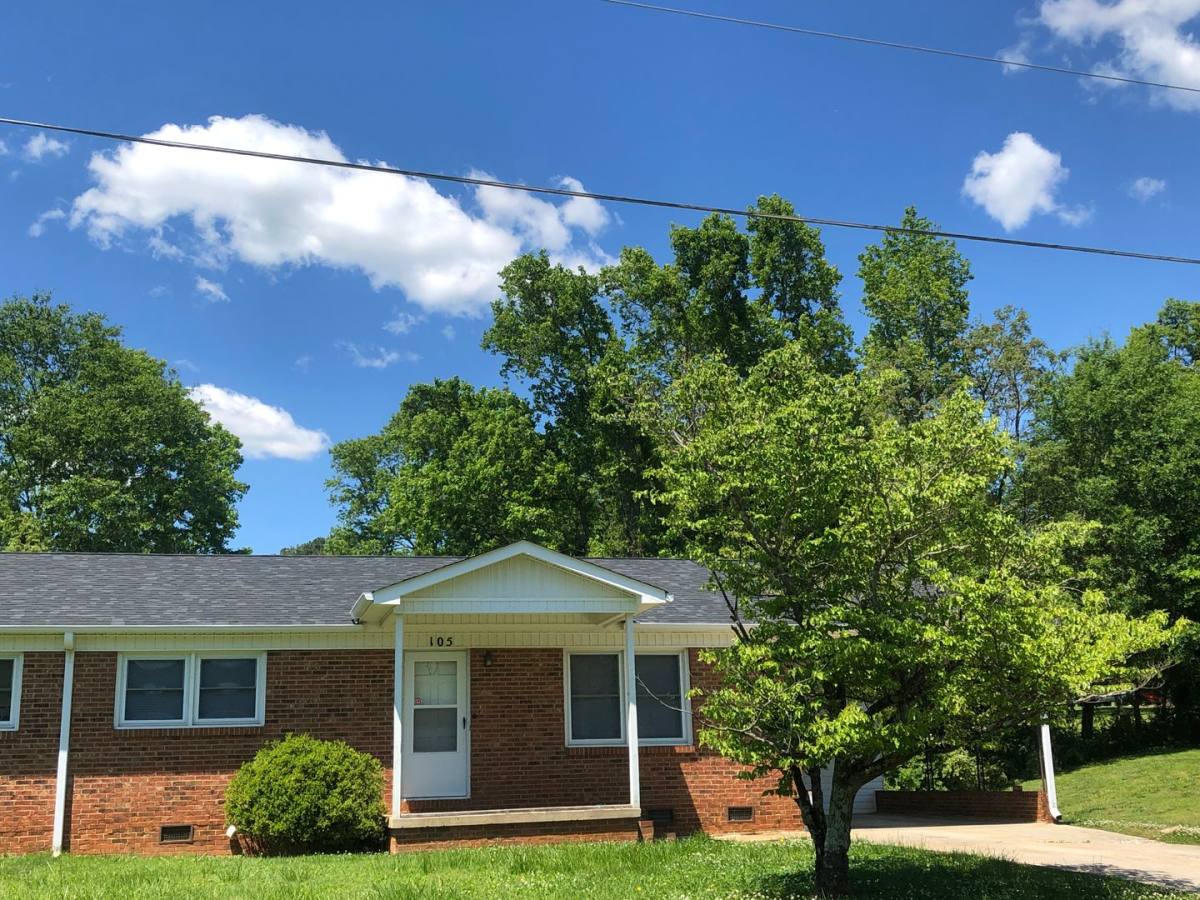 House for rent at 105 Ballard Dr, Dallas, NC 28034