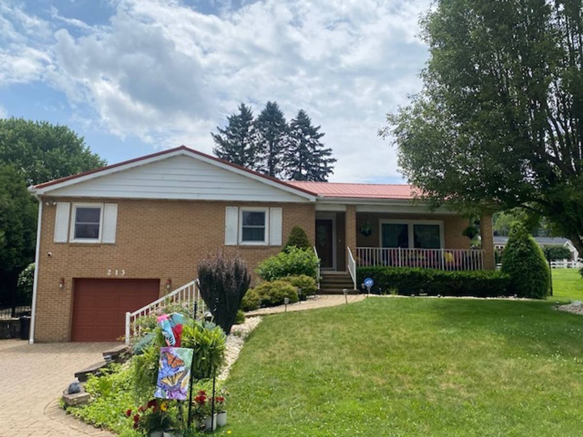 House for rent at 213 Sunapee Dr, Johnstown, PA 15904