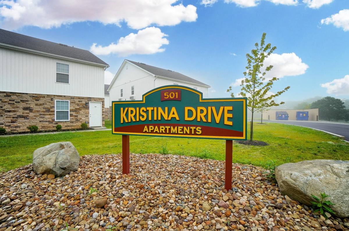 501 Kristina Dr, Bellefontaine, OH 43311