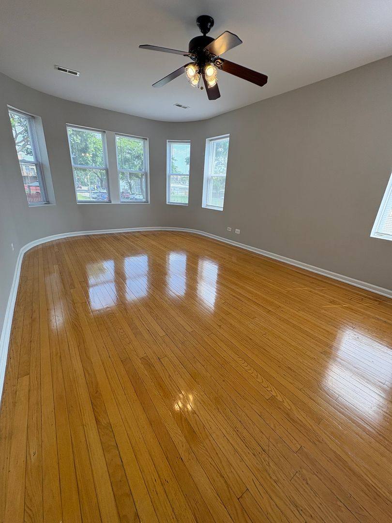 Apartment for rent at 102 S Lotus Ave, Chicago, IL 60644