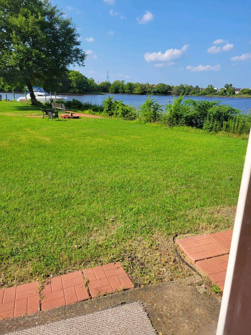 Apartment for rent at 1628 Bradford Terrace, Portsmouth, VA 23704