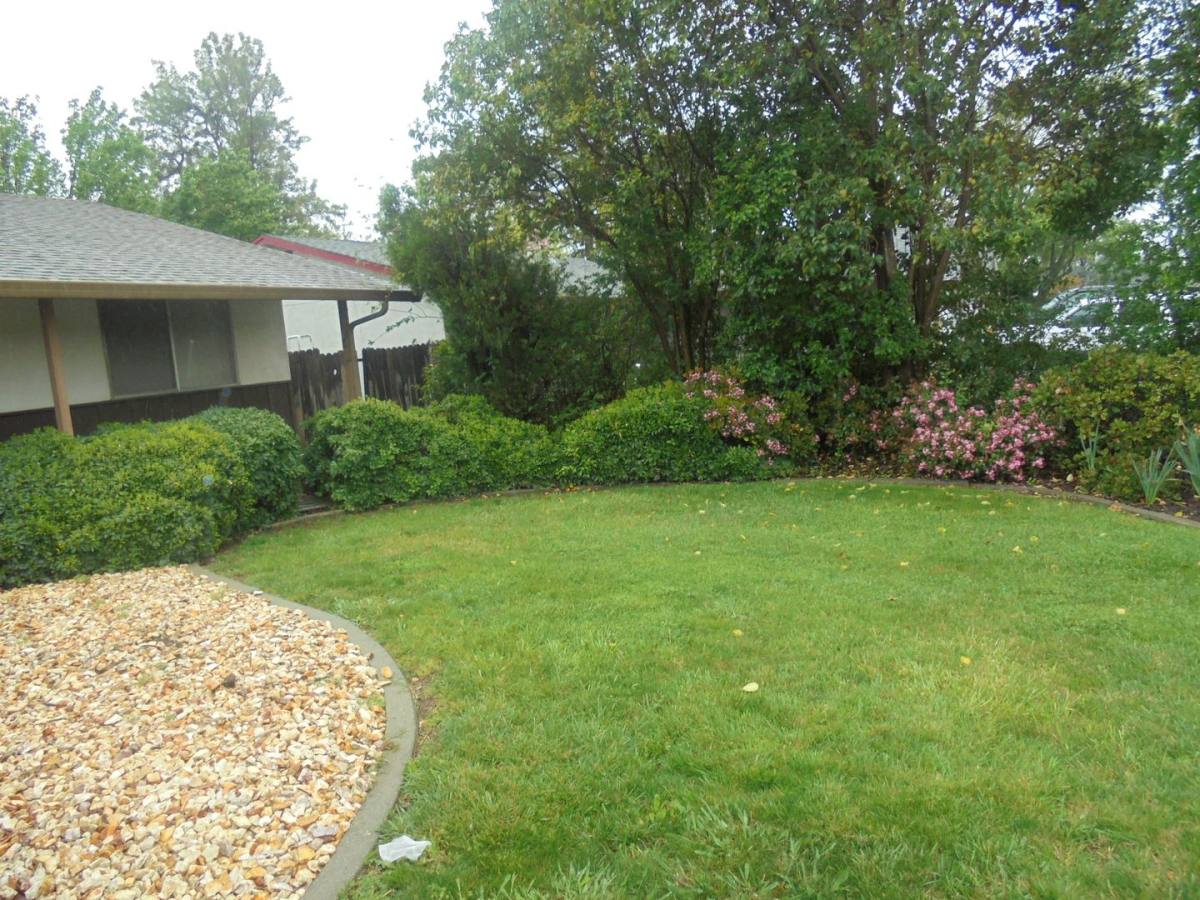 House for rent at 190 Fairview Dr, Vacaville, CA 95687