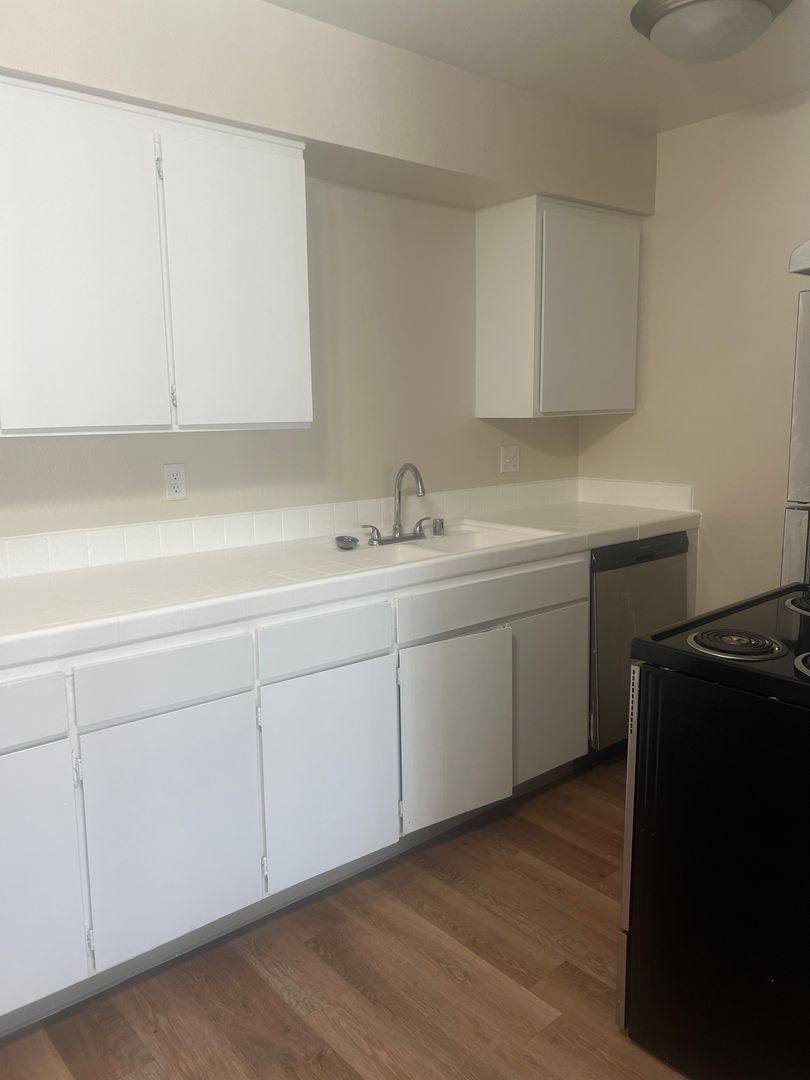 Apartment for rent at 2823 Willow Ave, Clovis, CA 93612