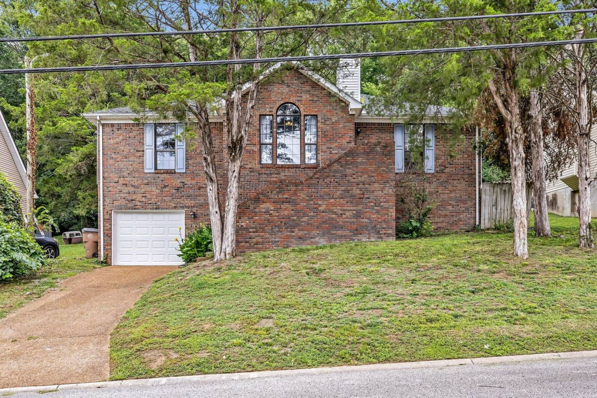 House for rent at 516 Piccadilly Row, Antioch, TN 37013