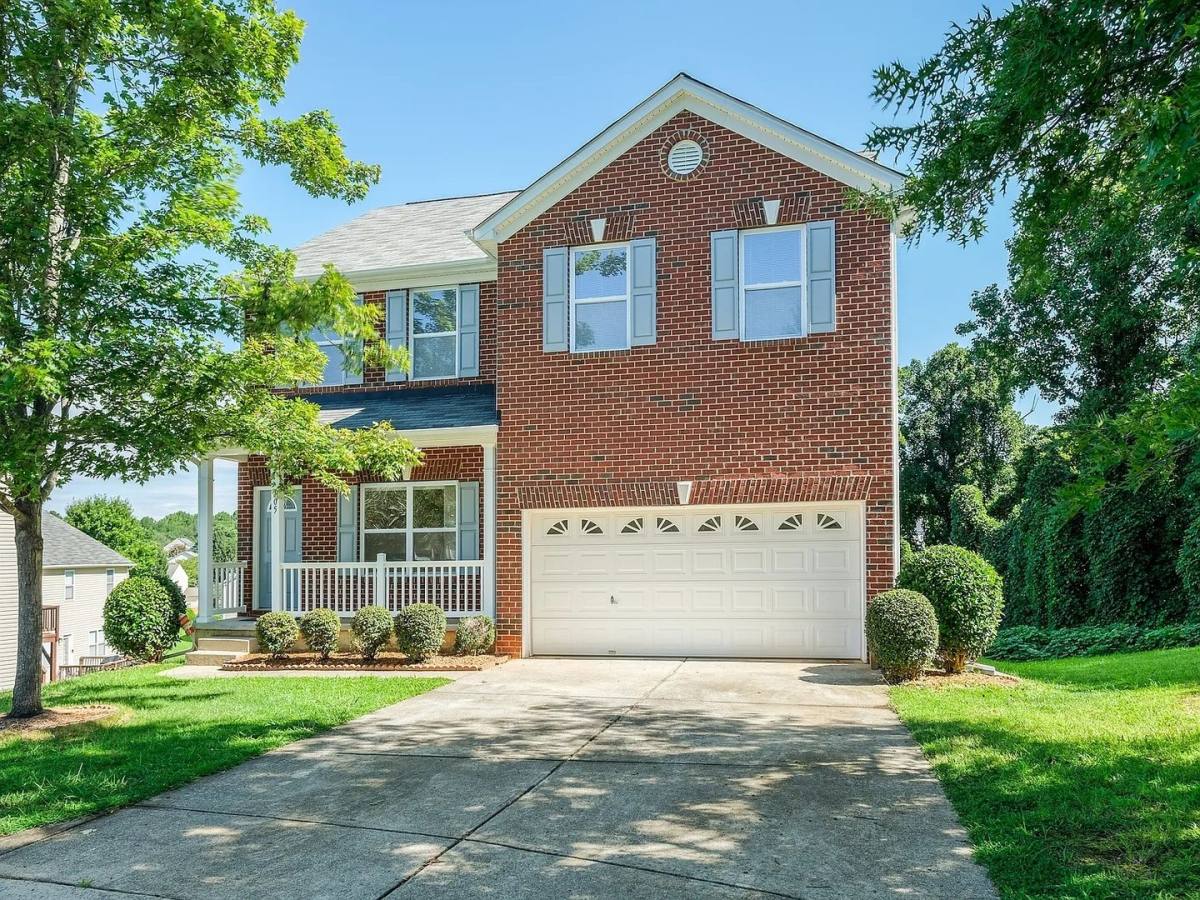 House for rent at 105 Fleishhacker Place, Mooresville, NC 28117