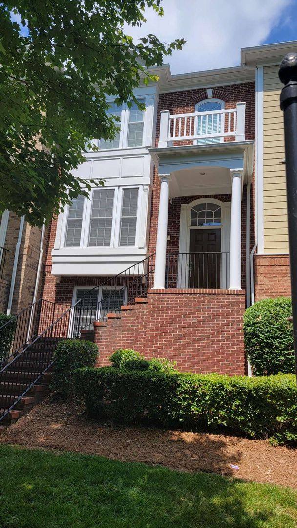 Townhouse for rent at 925 Lyndley Dr, Fort Mill, SC 29708