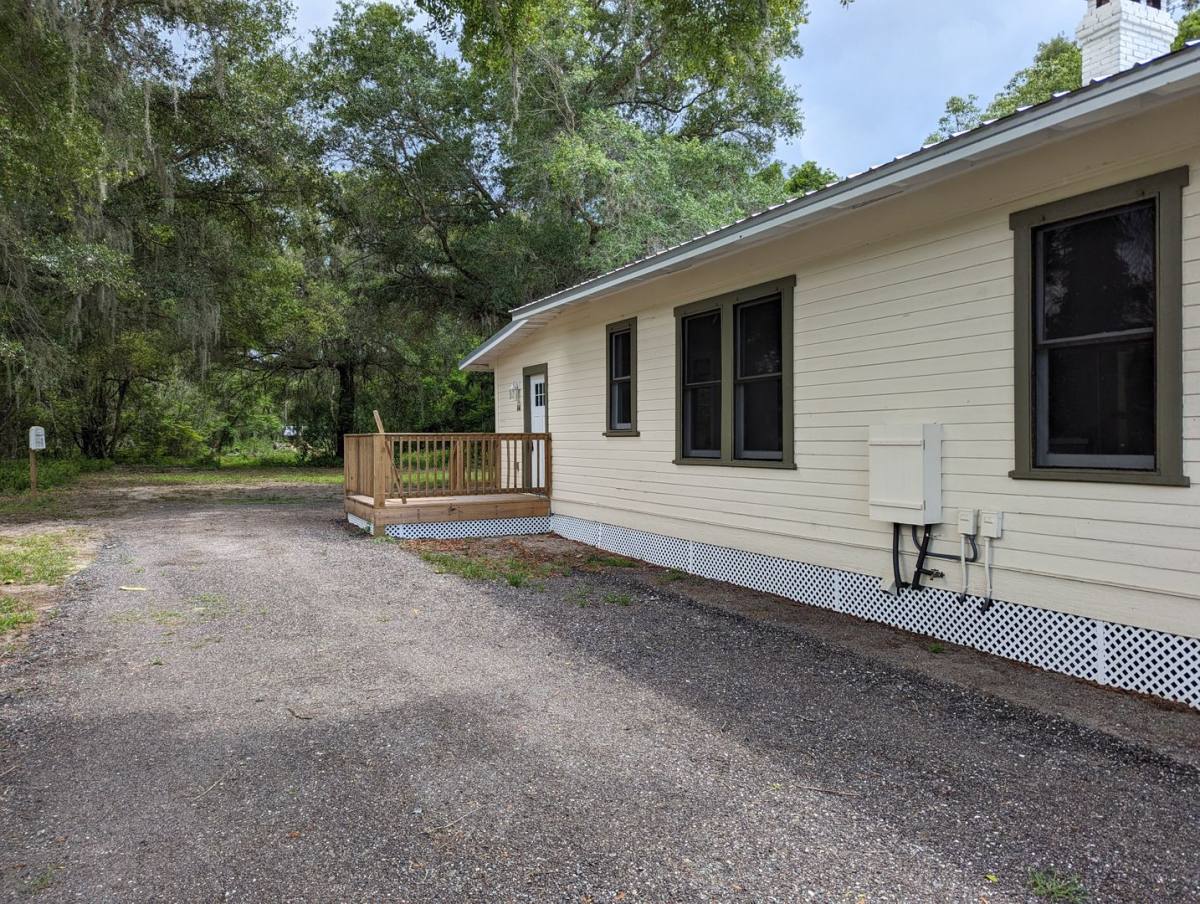 House for rent at 1148 E New York Ave, Deland, FL 32724