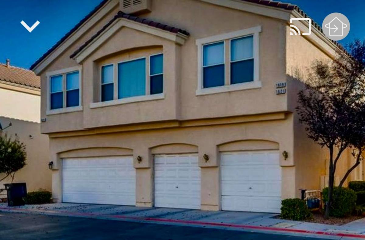 Townhouse for rent at 1621 Lefty Garcia Way, Henderson, NV 89002