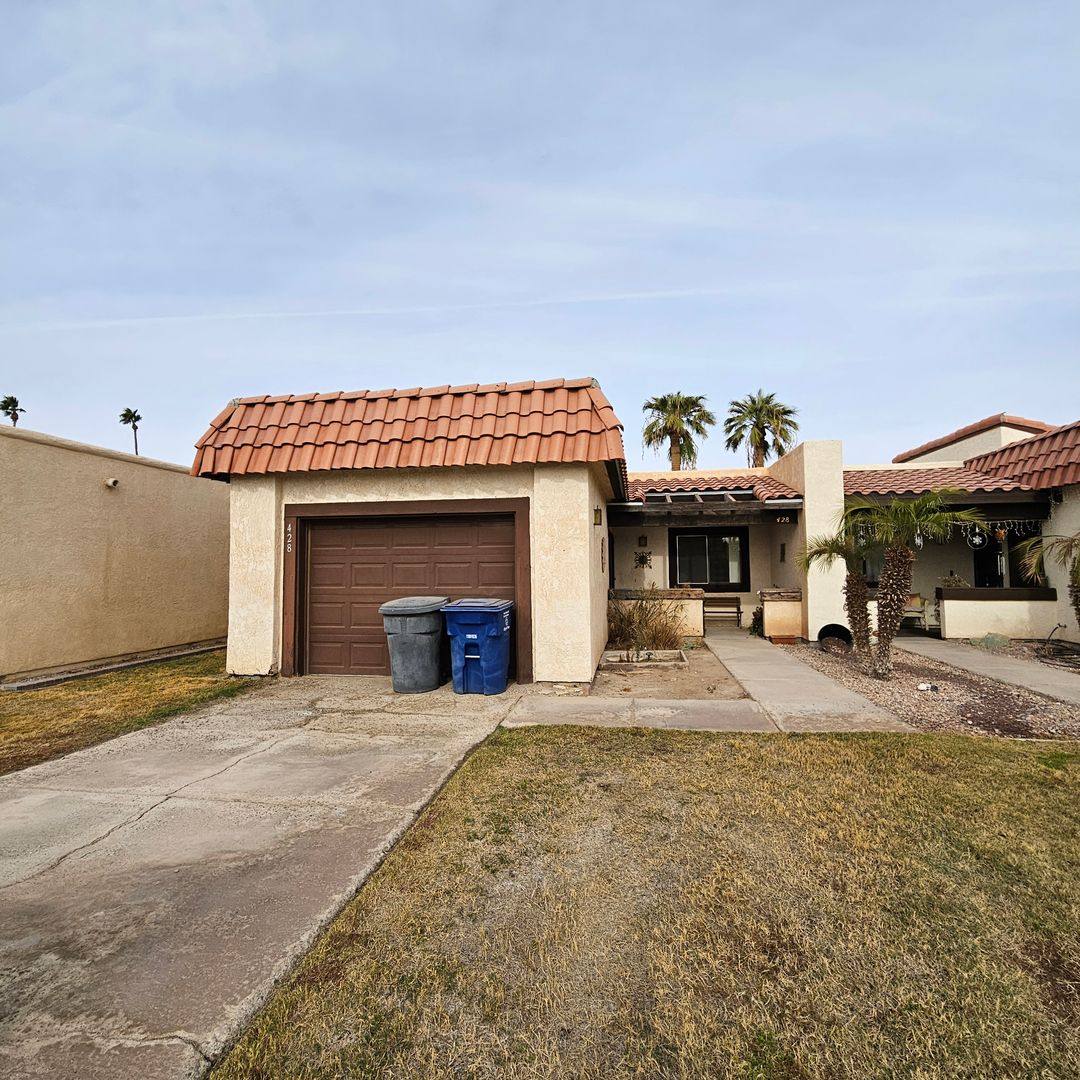 Townhouse for rent at 428 W 37th St, Yuma, AZ 85365