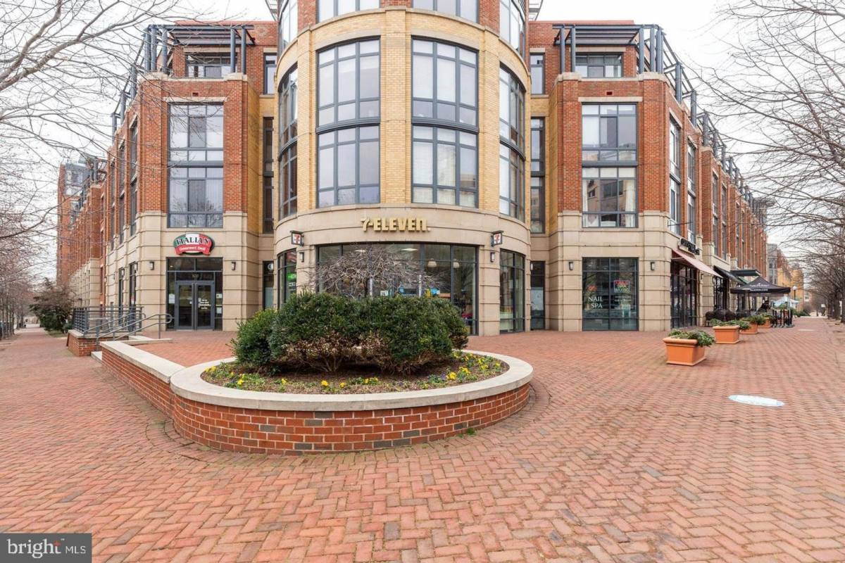 Condo for rent at 520 John Carlyle St, Alexandria, VA 22314